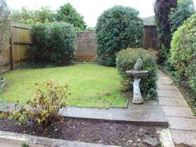 2 bedroom Detached t...