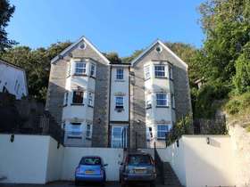 3 bedroom Flat to re...