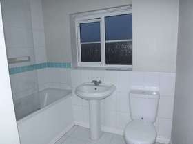 2 bedroom Flat to re...