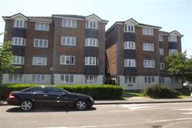 1 bedroom Flat to re...