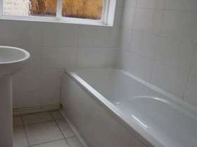 2 bedroom Terraced f...