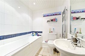 2 bedroom Flat to re...