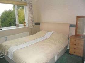 2 bedroom Detached t...