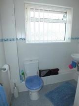 2 bedroom Flat for s...