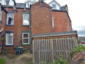 4 bedroom Terraced f...