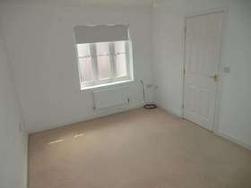 1 bedroom Property t...