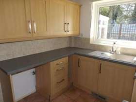 3 bedroom Bungalow f...