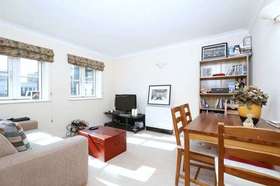 2 bedroom Flat to re...