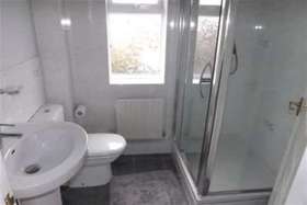 2 bedroom Detached t...