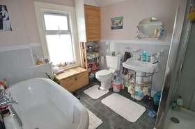 3 bedroom Terraced f...