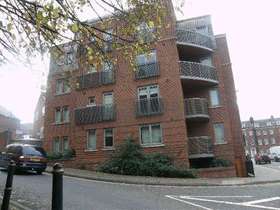 1 bedroom Flat to re...