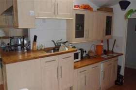 1 bedroom Flat to re...