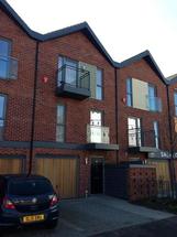 4 bedroom Detached t...