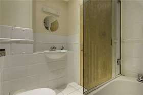 2 bedroom Flat to re...