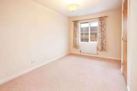 2 bedroom Terraced t...