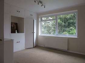 1 bedroom Flat to re...