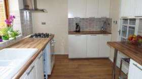 3 bedroom Terraced f...