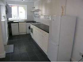 2 bedroom Detached t...