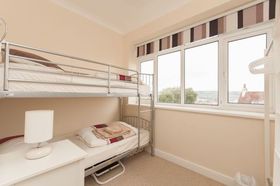 2 bedroom Flat to re...