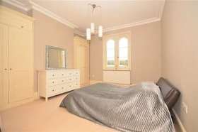 2 bedroom Apartment...