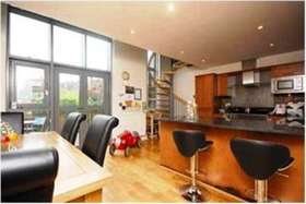 4 bedroom Terraced t...