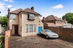 4 bedroom Detached f...