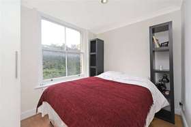 3 bedroom Flat to re...