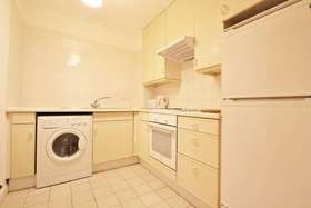 1 bedroom Flat to re...