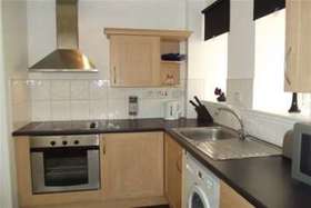 2 bedroom Flat to re...