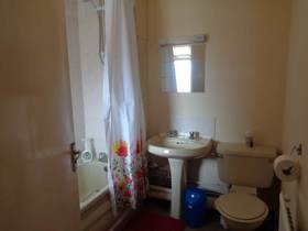 3 bedroom Flat to re...