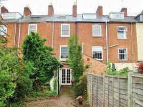 3 bedroom Terraced f...