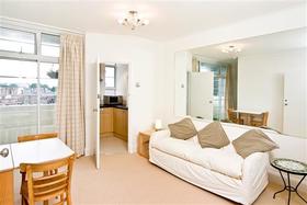 1 bedroom Flat to re...