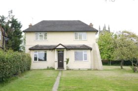 3 bedroom Detached t...