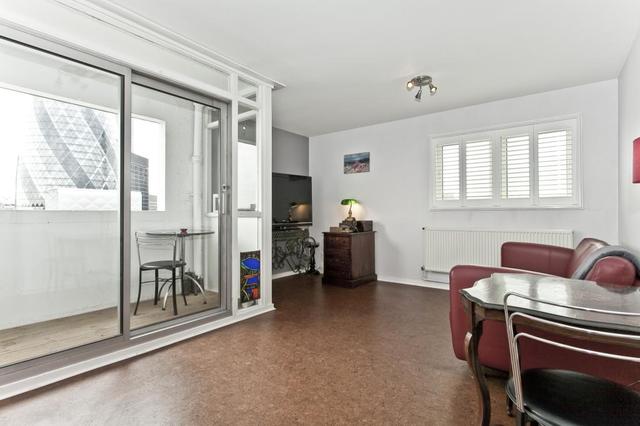 2 bedroom Flat for sale in Petticoat Tower Petticoat Square London E1